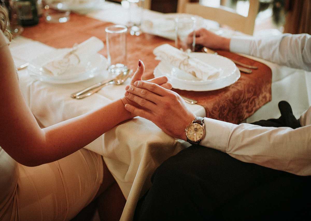 Choosing a Wedding Date: How Season, Day of the Week and Vendor Availability Interact